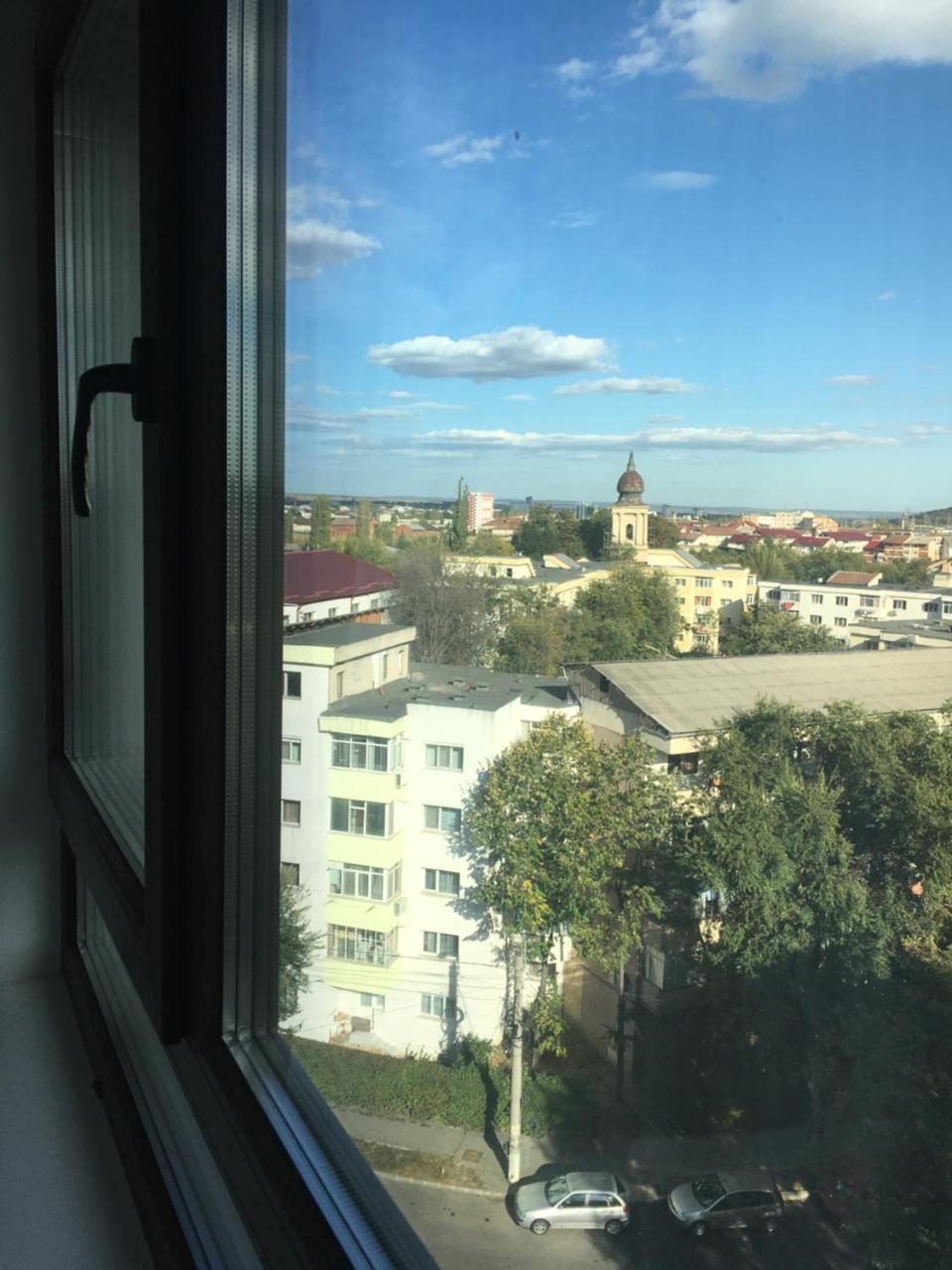 Bridge Tower Residence Ясси Екстер'єр фото